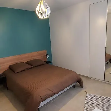 Chez Julie * Сен-Рафаель