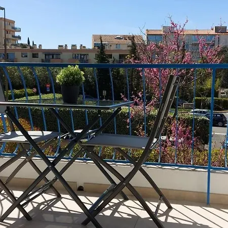 Chez Julie * Сен-Рафаель