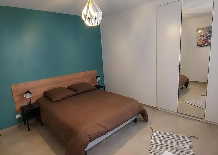 Chez Julie * Сен-Рафаель